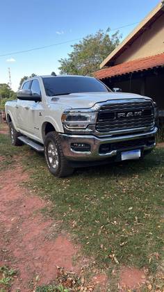 RAM 2500 6.7 I6 TURBO DIESEL LARAMIE CD 4X4 AUTOMÁTICO RAM 2500 6.7 I6 TURBO DIESEL LARAMIE CD 4X4 AUTOMÁTICO